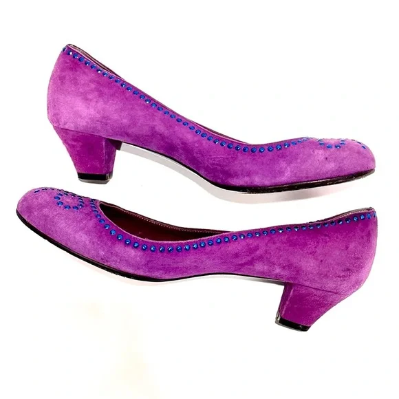 MARC JACOBS Purple Suede w Blue Stud Bow Accents 1.5” Heels | EUC | Size  37.5 - Picture 2 of 7